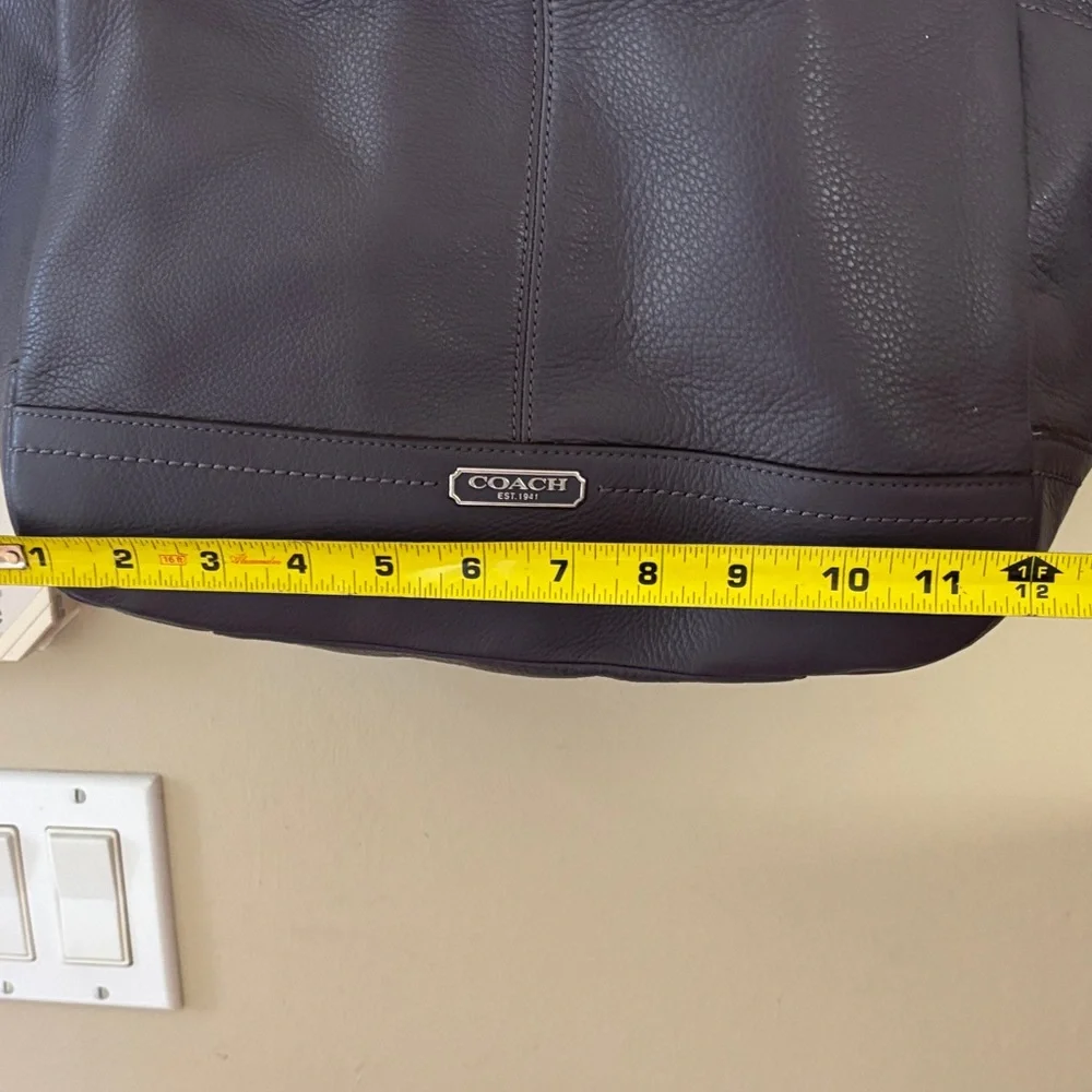 Coach Carrie Purple/Gray Leather Shoulder Bag. NWT - Picture 3 of 10